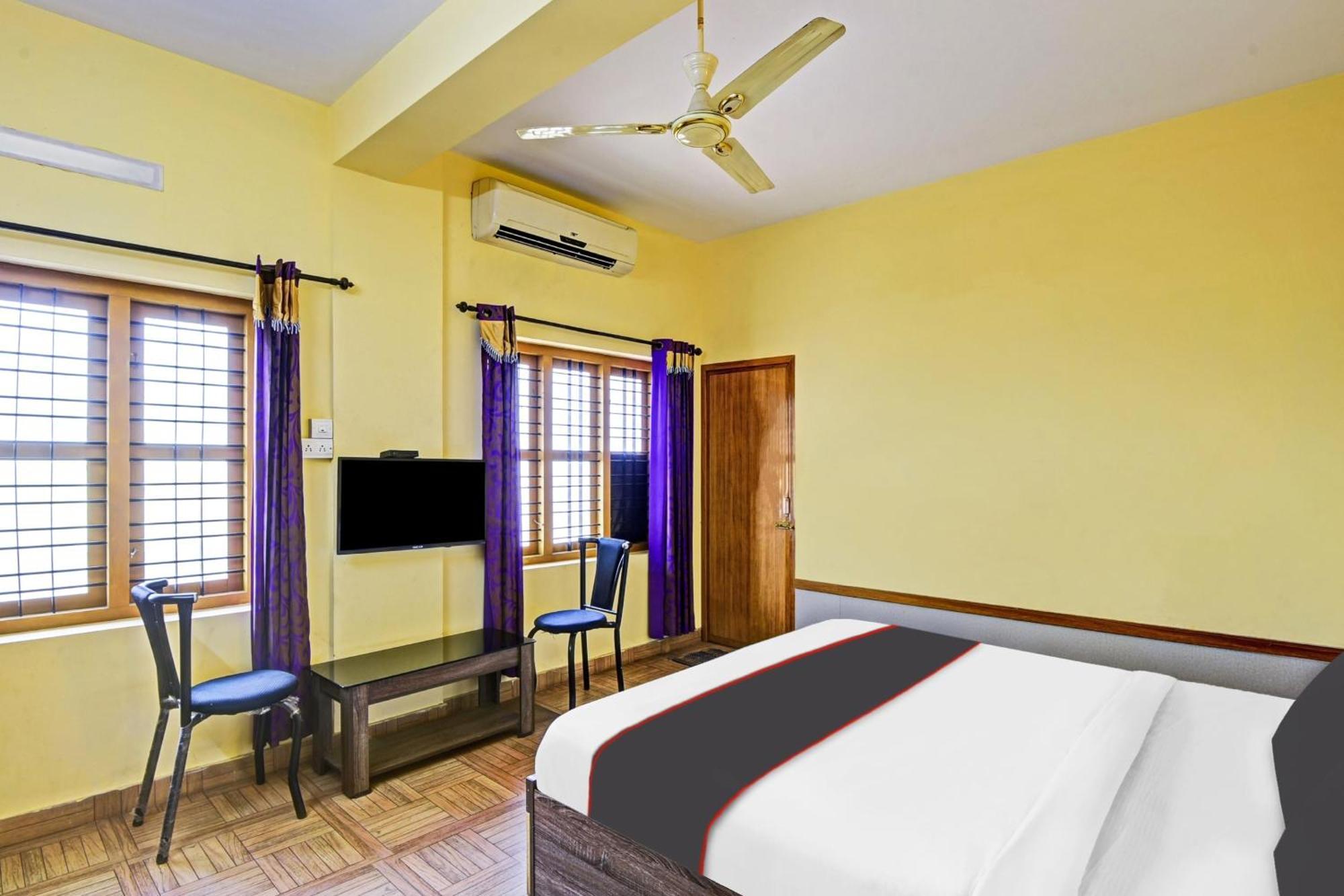 Collection O Express Suites Kakkayam Esterno foto